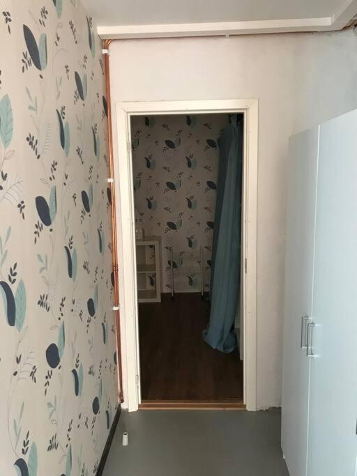 Charmig Liten Laegenhet Pa Oesterlen Sankt Olof Bagian luar foto